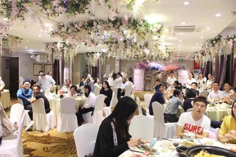 金秋華章 智贏未來(lái)——2019百度營(yíng)銷(xiāo)教育行業(yè)客戶中秋聯(lián)誼會(huì)圓滿落幕！